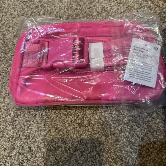 8l patagonia atom sling bag backpack Bass X everywhere classic sling design Color:Sangira Pink JanSport Right pack 3